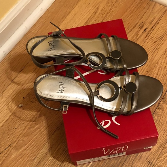 Impo Gardenia sandals -Pewter - Picture 2 of 3